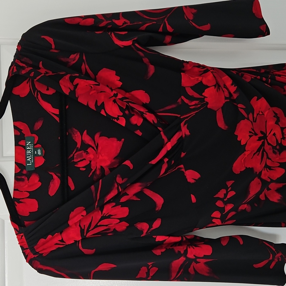 LAUREN Ralph Lauren Black and Red Floral Dress Size 6P